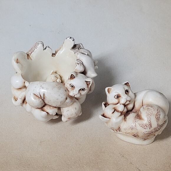 Bundle of Cats Round Midnight from Harmony House, Trinket Box - Picture 5 of 8